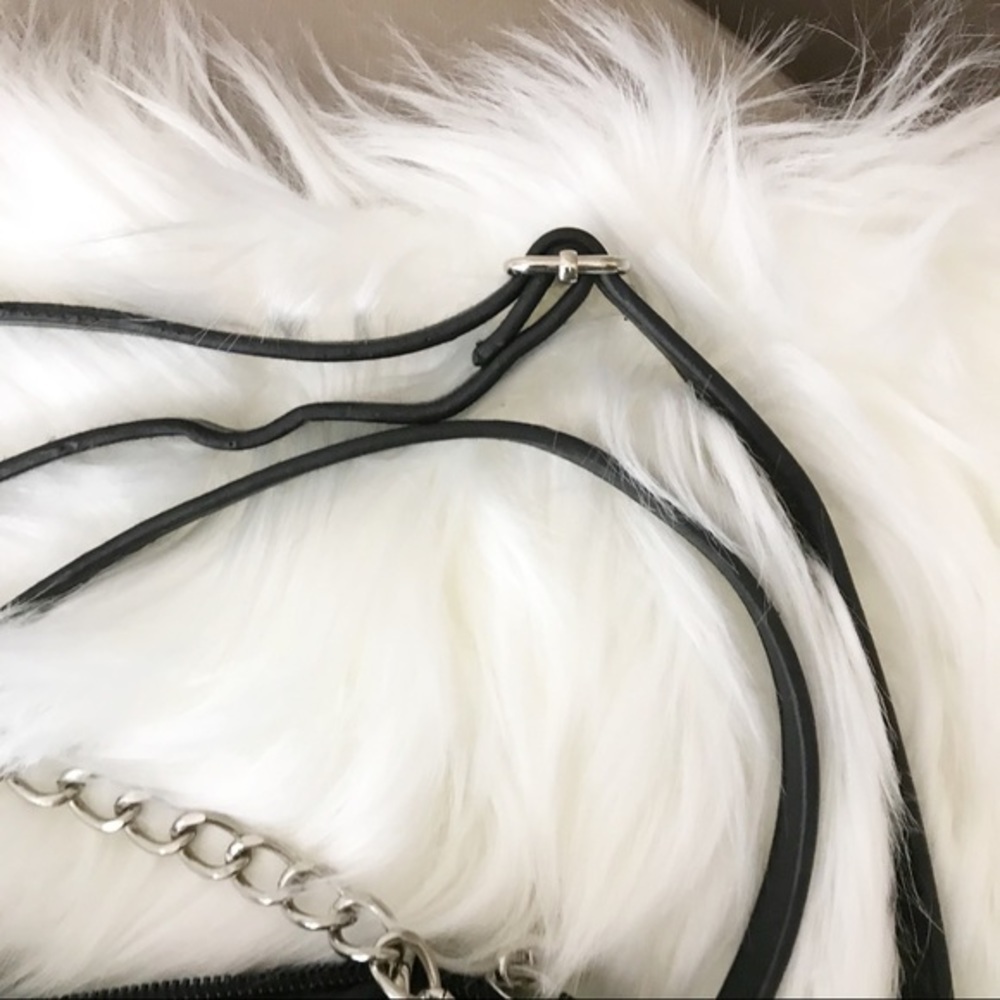 Gorgeous Black Quilted Purse w/ Chain Accents NWOT - Picture 2 of 8
